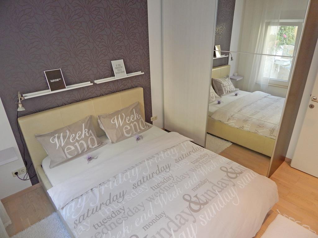 Lavander Apartments Omis Дуче Екстер'єр фото