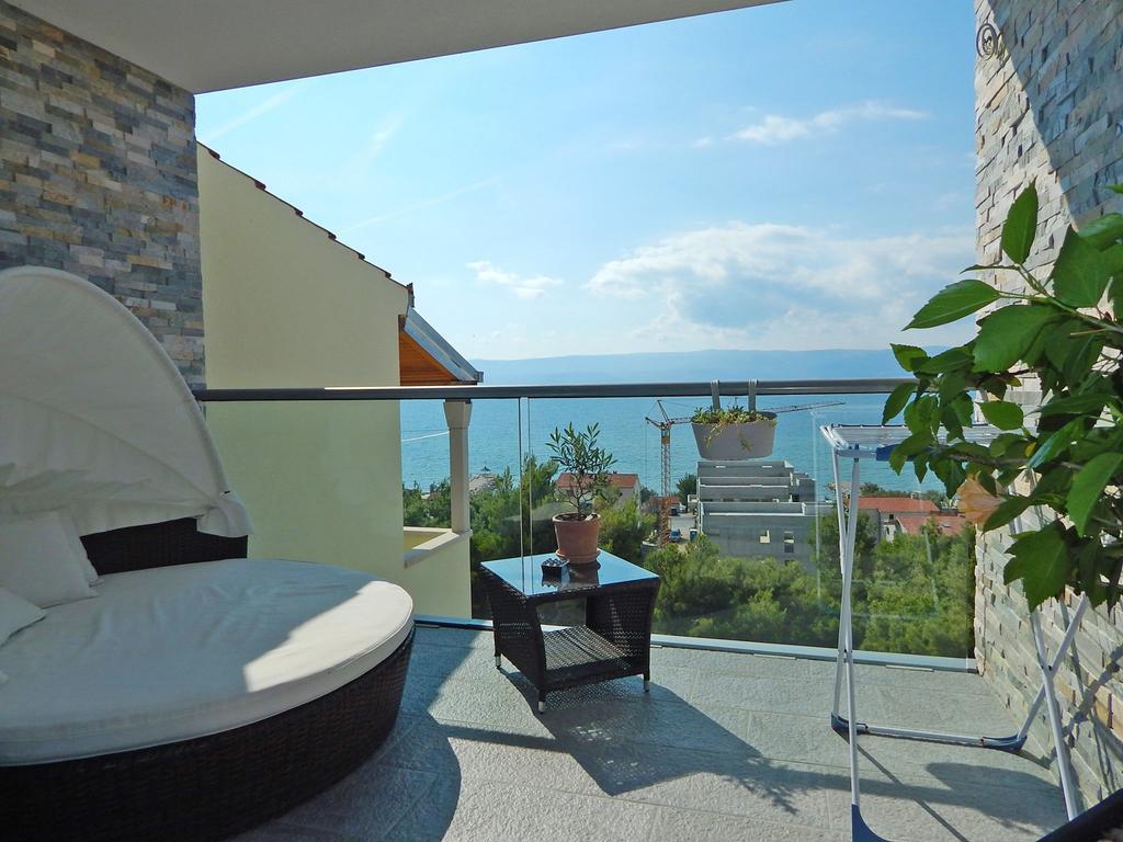 Lavander Apartments Omis Дуче Екстер'єр фото