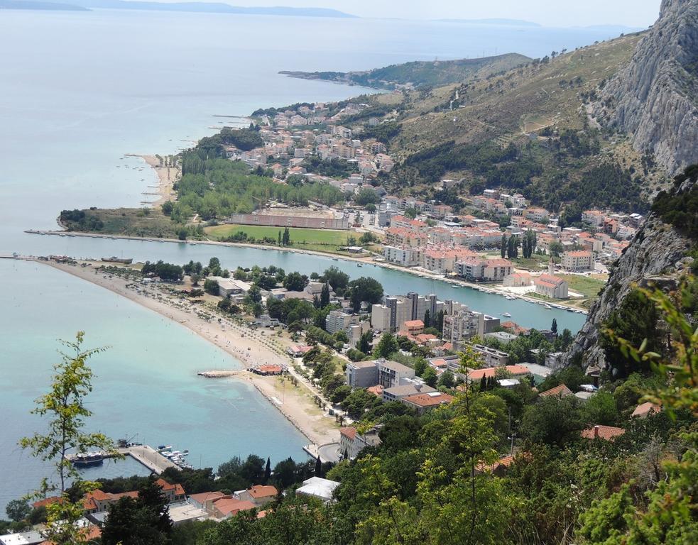 Lavander Apartments Omis Дуче Екстер'єр фото