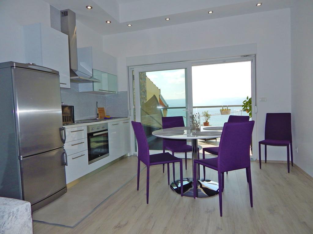 Lavander Apartments Omis Дуче Екстер'єр фото